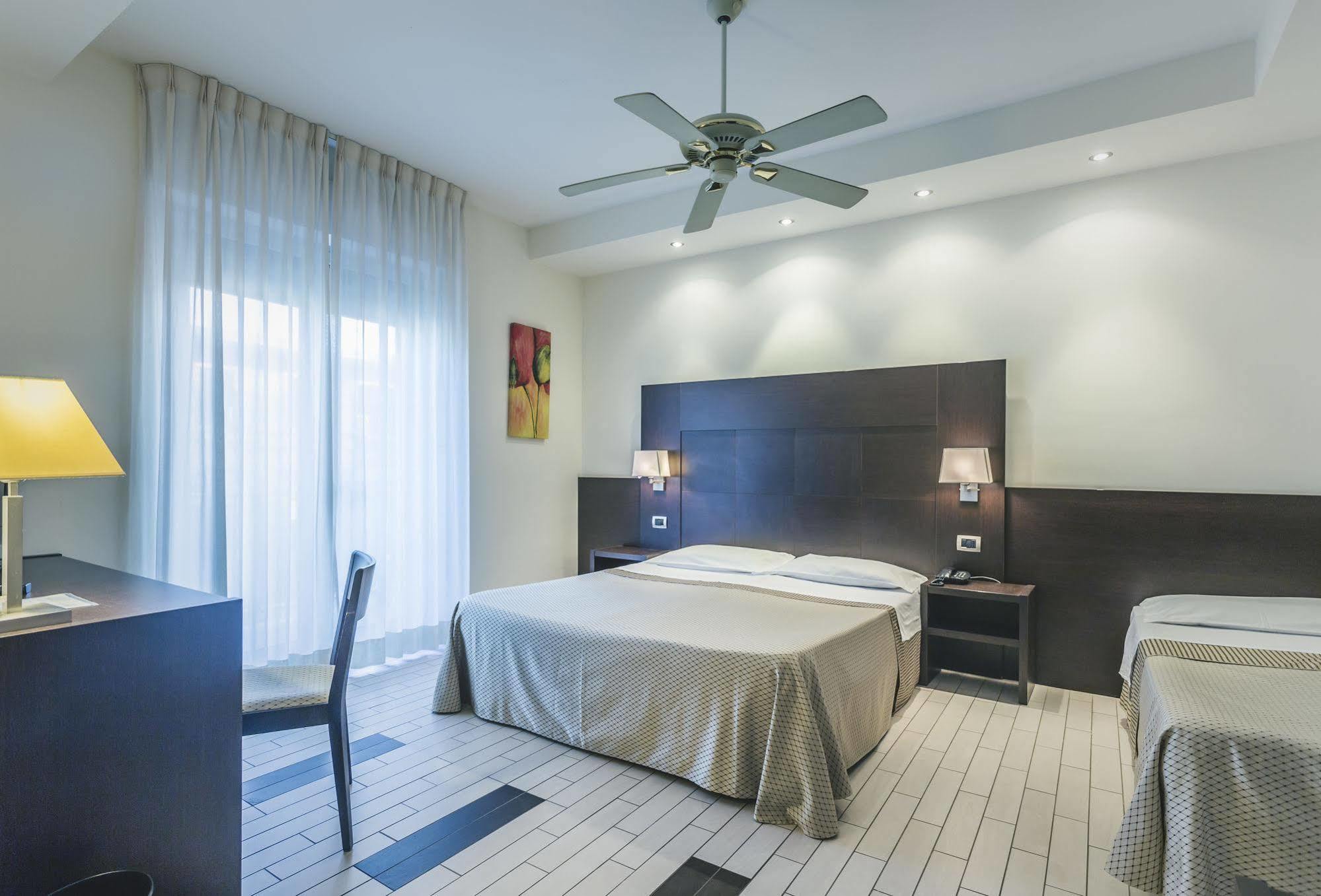 Hotel Principe Residence Vasto Kültér fotó